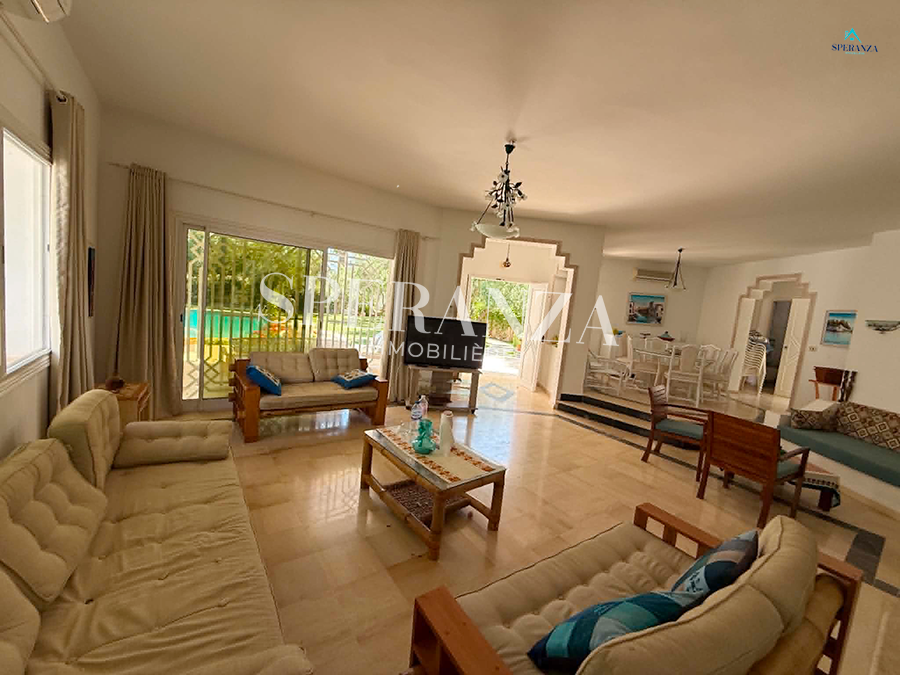 Hammamet&nbsp;Hammamet&nbsp;Location vacances&nbsp;Appart. 5 pi�ces+&nbsp;Villa rocher