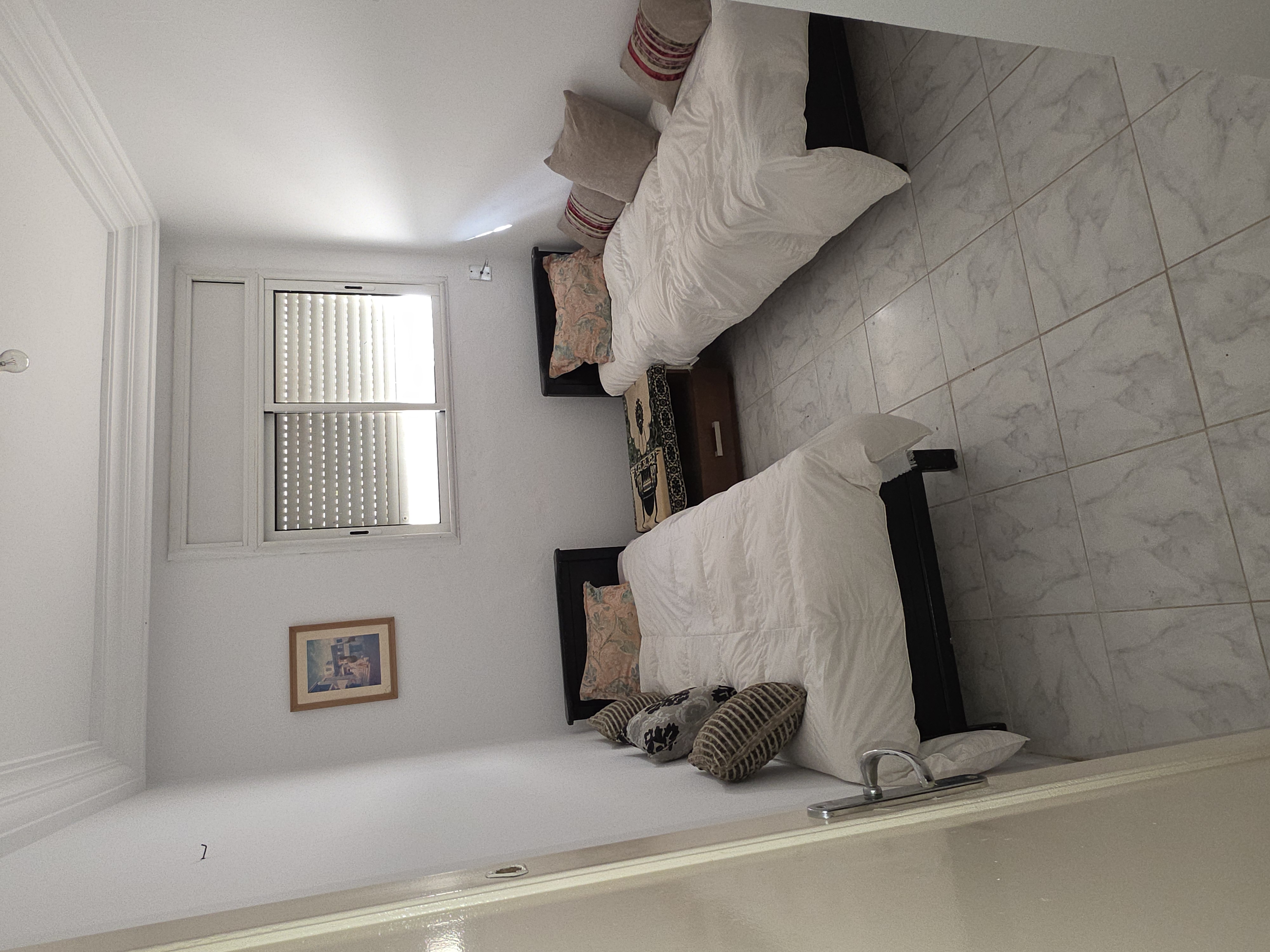 Mnihla&nbsp;Jardins d'el Menzah&nbsp;Location&nbsp;Appart. 2 pi�ces&nbsp;S2 meubl� rez de chauss�e jardin menzah1