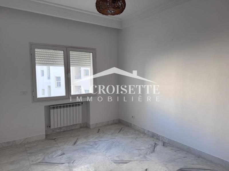 La Marsa&nbsp;Berge Du Lac&nbsp;Location&nbsp;Appart. 3 pi�ces&nbsp;Appartement s2 aux berges du lac2 mal3330