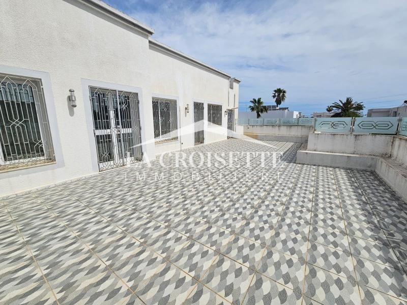 La Soukra&nbsp;La Soukra&nbsp;Location&nbsp;Appart. 4 pi�ces&nbsp;Etage de villa s3 meubl� � la soukra mel0597