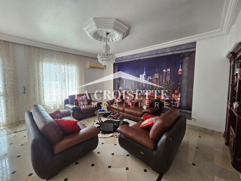 La Soukra&nbsp;La Soukra&nbsp;Location&nbsp;Appart. 4 pi�ces&nbsp;Etage de villa s3 meubl� � la soukra mel0597