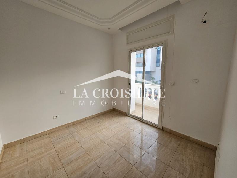 La Marsa&nbsp;Berge Du Lac&nbsp;Bureaux & Commerces&nbsp;Bureau&nbsp;Duplex s5 � usage bureautique au lac2 zbl0527