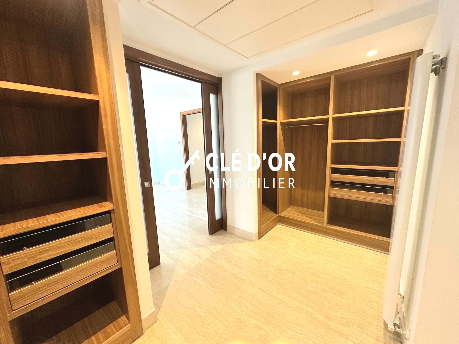 Location&nbsp;Duplex
