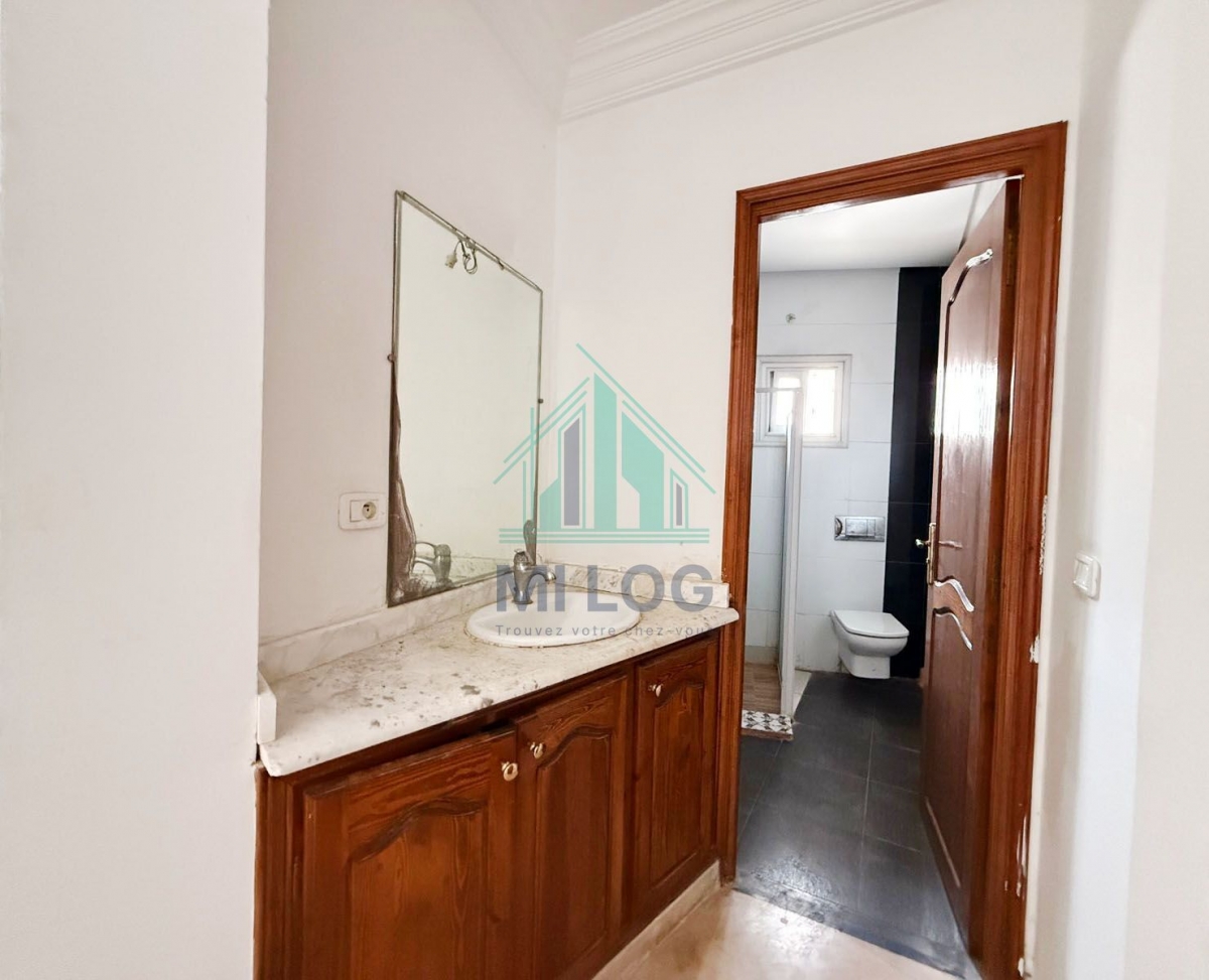 Location&nbsp;Duplex
