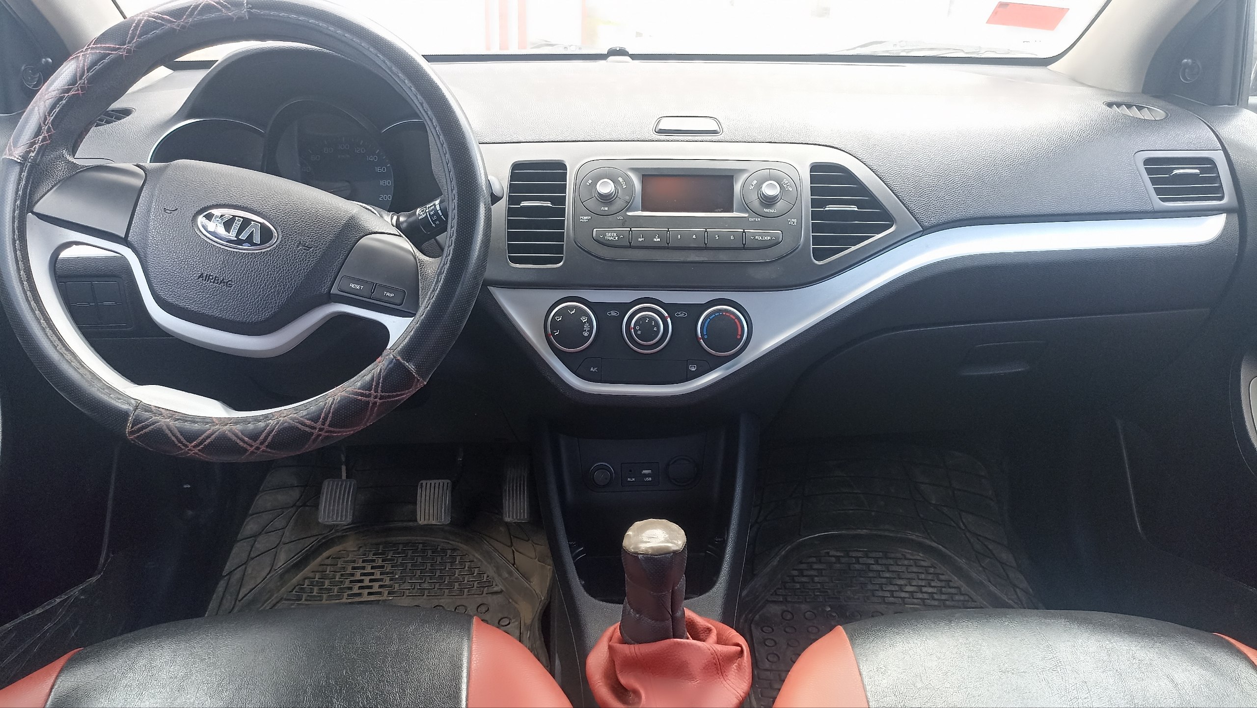 Raoued&nbsp;Ariana Essoughra&nbsp;Kia&nbsp;Picanto&nbsp;Kia picanto tr�s propre
