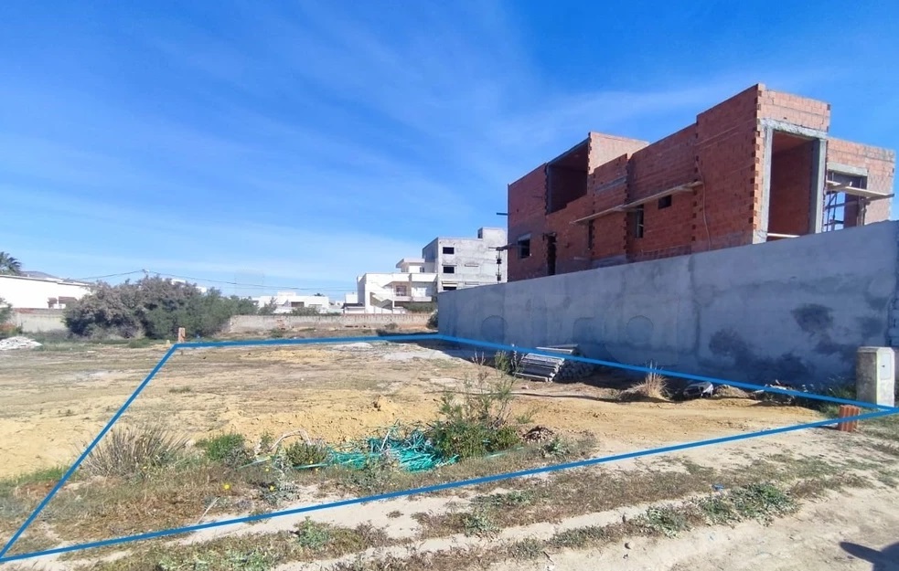 Raoued&nbsp;Raoued&nbsp;Terrain&nbsp;Terrain nu&nbsp;Terrain d exception de 550 m  raoued plage