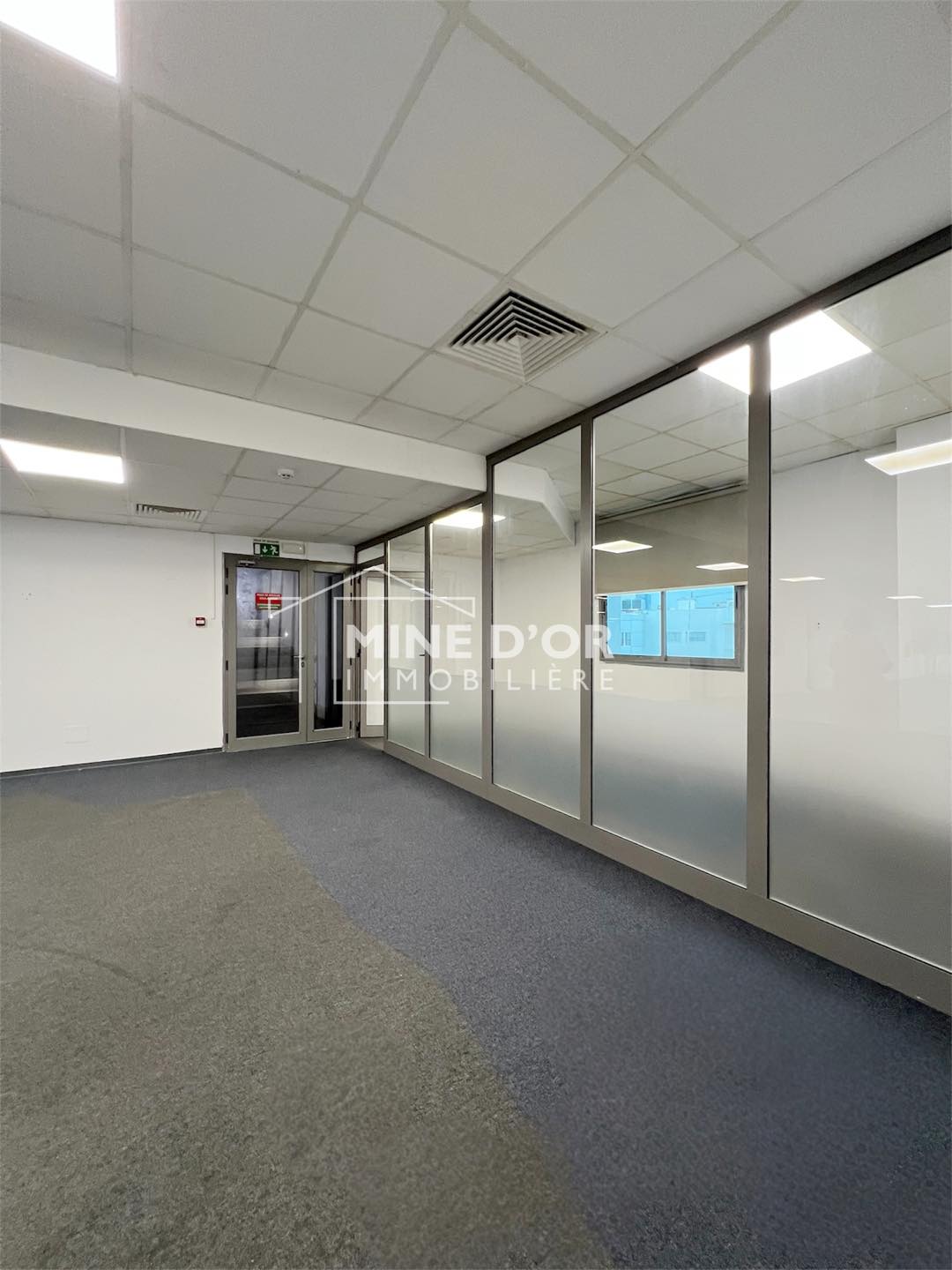 La Soukra&nbsp;Charguia 2&nbsp;Bureaux & Commerces&nbsp;Bureau&nbsp;Un grand plateau pour call center � charguia 2