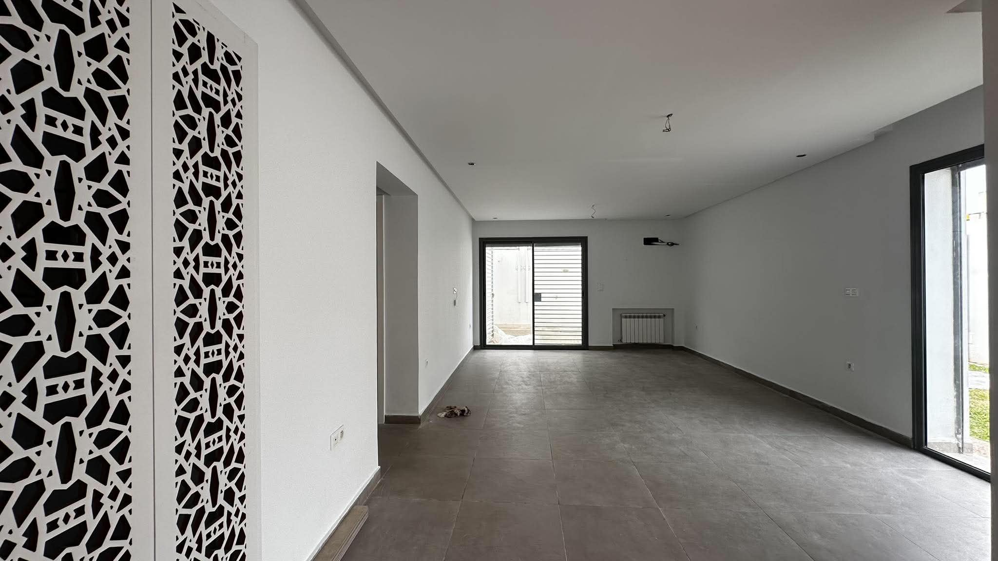 Ariana Ville&nbsp;Riadh Landlous&nbsp;Location&nbsp;Duplex&nbsp;Triplex s4 haut standing riadh al andalous