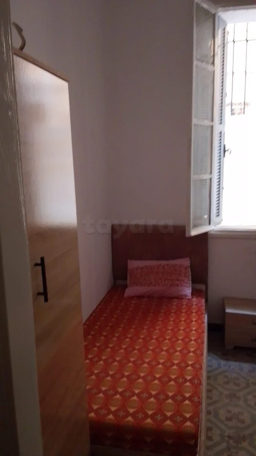 Bab Bhar&nbsp;Hedi Chaker&nbsp;Location&nbsp;Appart. 2 pi�ces&nbsp;2 meubl�  pour filles uniquement