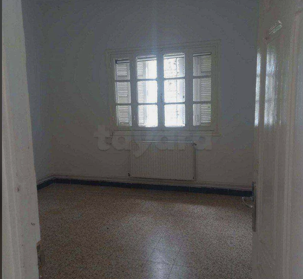 Le Bardo&nbsp;Le Bardo&nbsp;Location&nbsp;Appart. 4 pi�ces&nbsp;Une magnifique villa situ�e dans un quartier calme