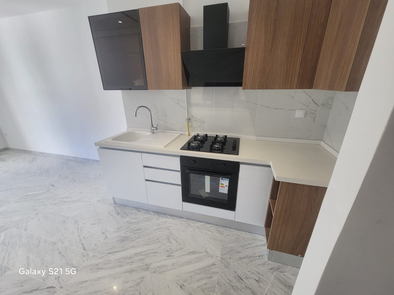 La Marsa&nbsp;El Aouina&nbsp;Location&nbsp;Appart. 2 pi�ces&nbsp;Apprt splus 1 � la nouvelle soukra
