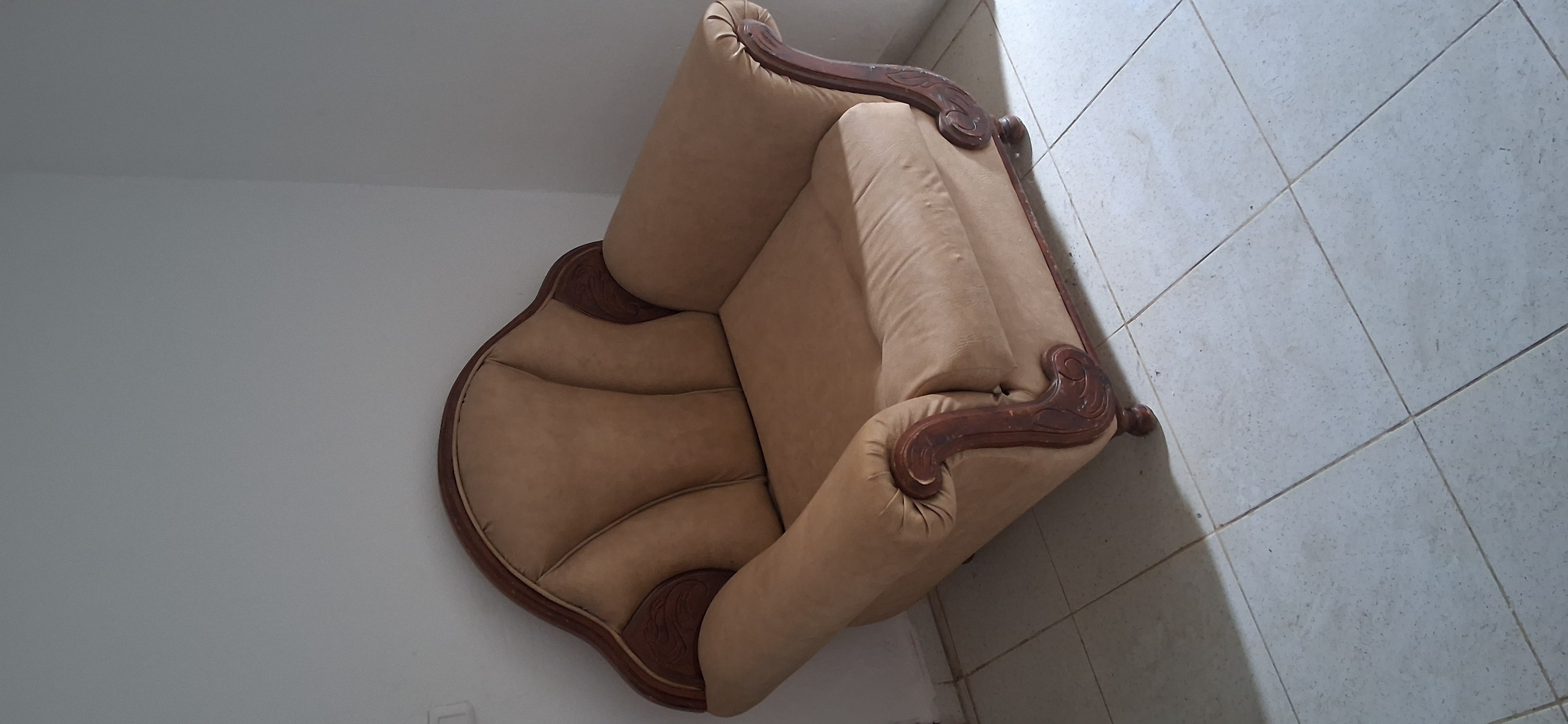Ain Zaghouan&nbsp;Ain Zaghouan&nbsp;Salon - Salle � manger &nbsp;Salons&nbsp;Salon 5 place en bonne etat
