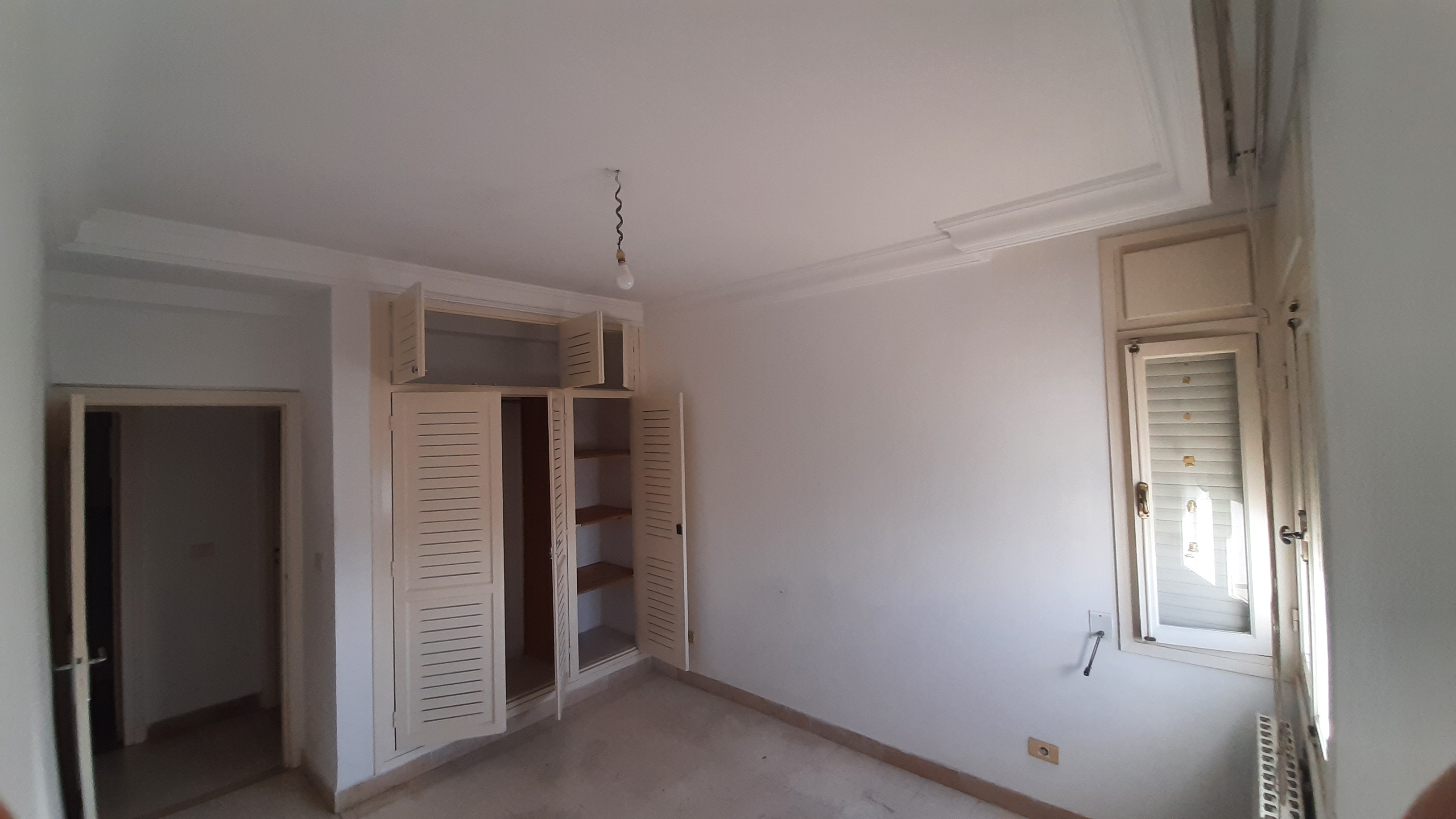La Soukra&nbsp;Cite Hedi Nouira&nbsp;Vente&nbsp;Appart. 2 pi�ces&nbsp;Apparemment s2 cit� hedi nouira