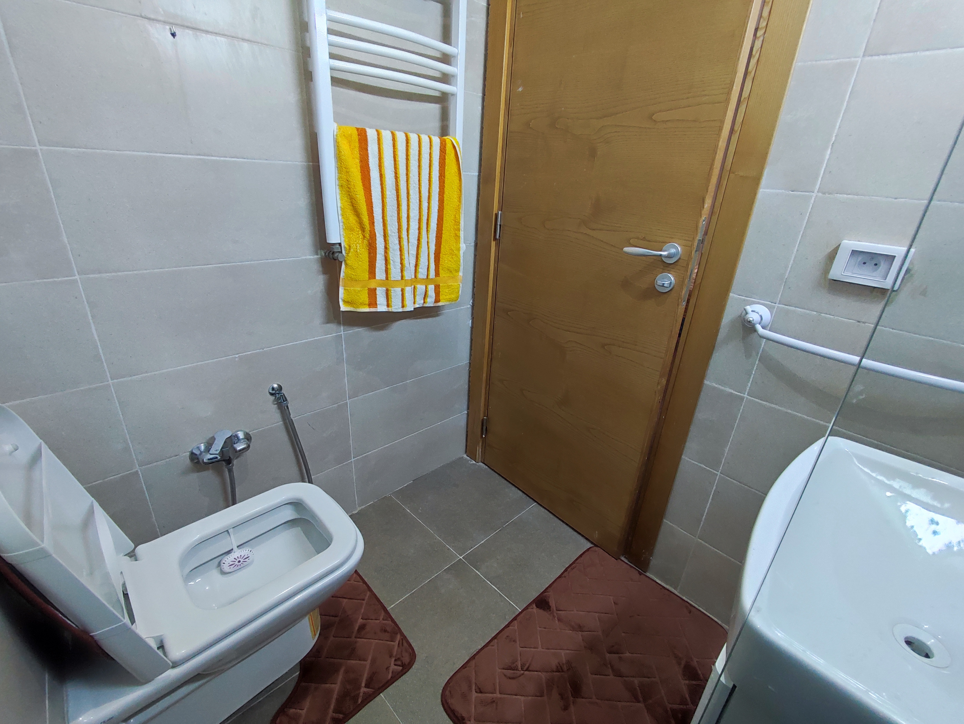 El Kram&nbsp;Le Kram&nbsp;Location&nbsp;Appart. 2 pi�ces&nbsp;S1 meubl� � jardin de l'aouina