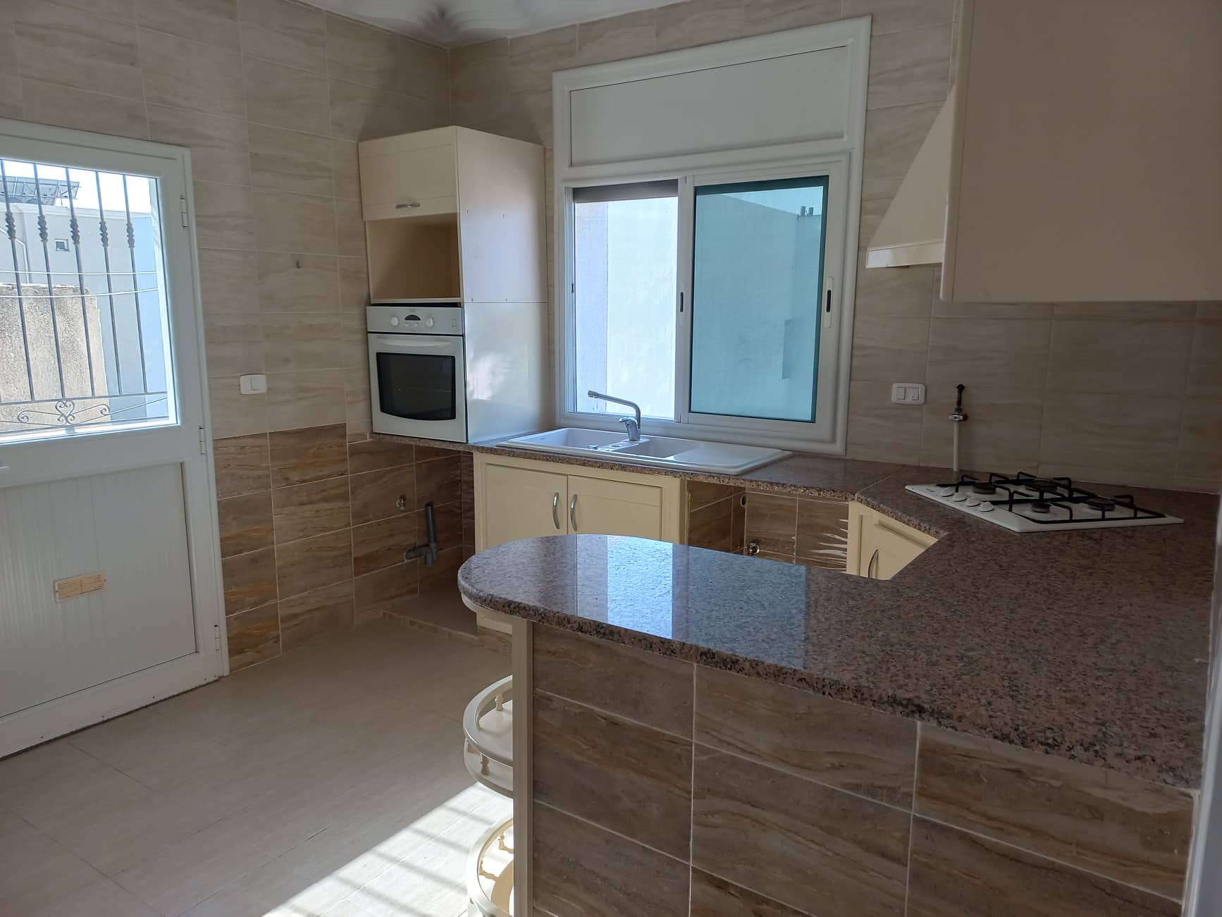 Ain Zaghouan&nbsp;Ain Zaghouan&nbsp;Location&nbsp;Appart. 3 pi�ces&nbsp;S3 spacieux ain zaghouan nord