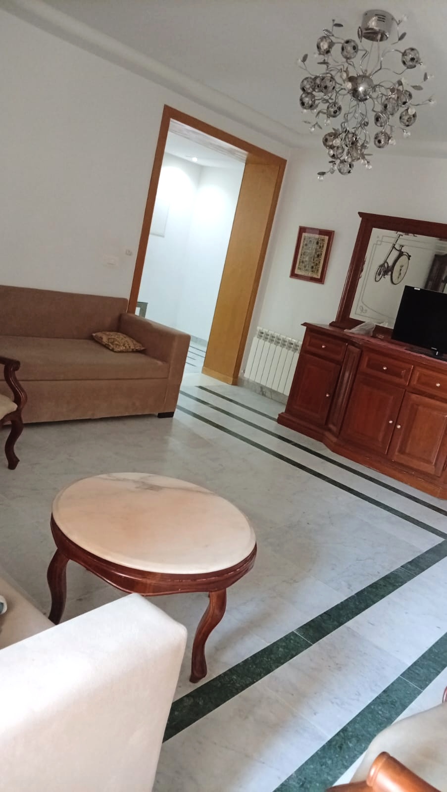 Ariana Ville&nbsp;Cite Ennasr 1&nbsp;Location&nbsp;Appart. 3 pi�ces&nbsp;Grand s2 meubl� c�t� clinique amilcar