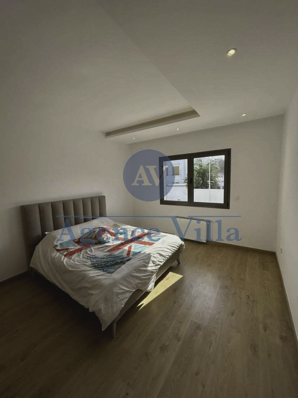 La Marsa&nbsp;Gammart&nbsp;Location&nbsp;Appart. 4 pi�ces&nbsp;Penthouse s3 avec vue sur mer � gammarth