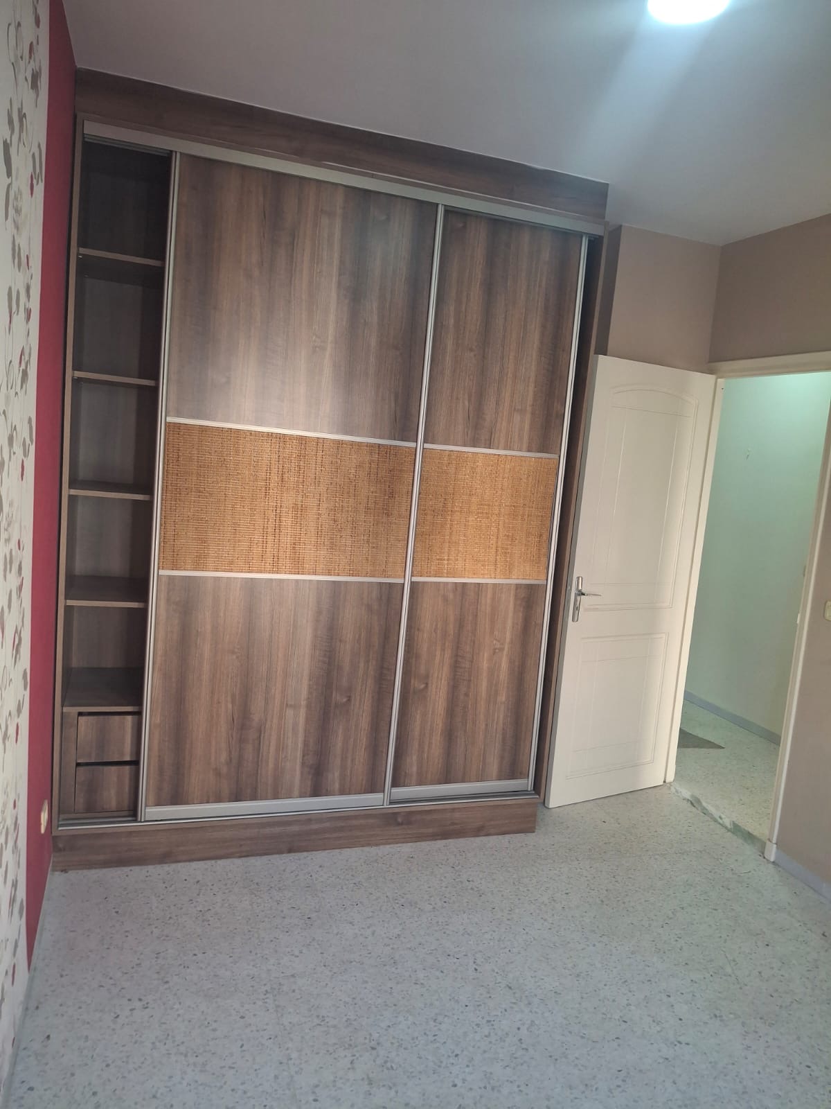Sfax Ville&nbsp;Sfax El Jadida&nbsp;Location&nbsp;Appart. 4 pi�ces&nbsp;Appart pr bureau ou cabinet m�dical 4p sfax 7 nov