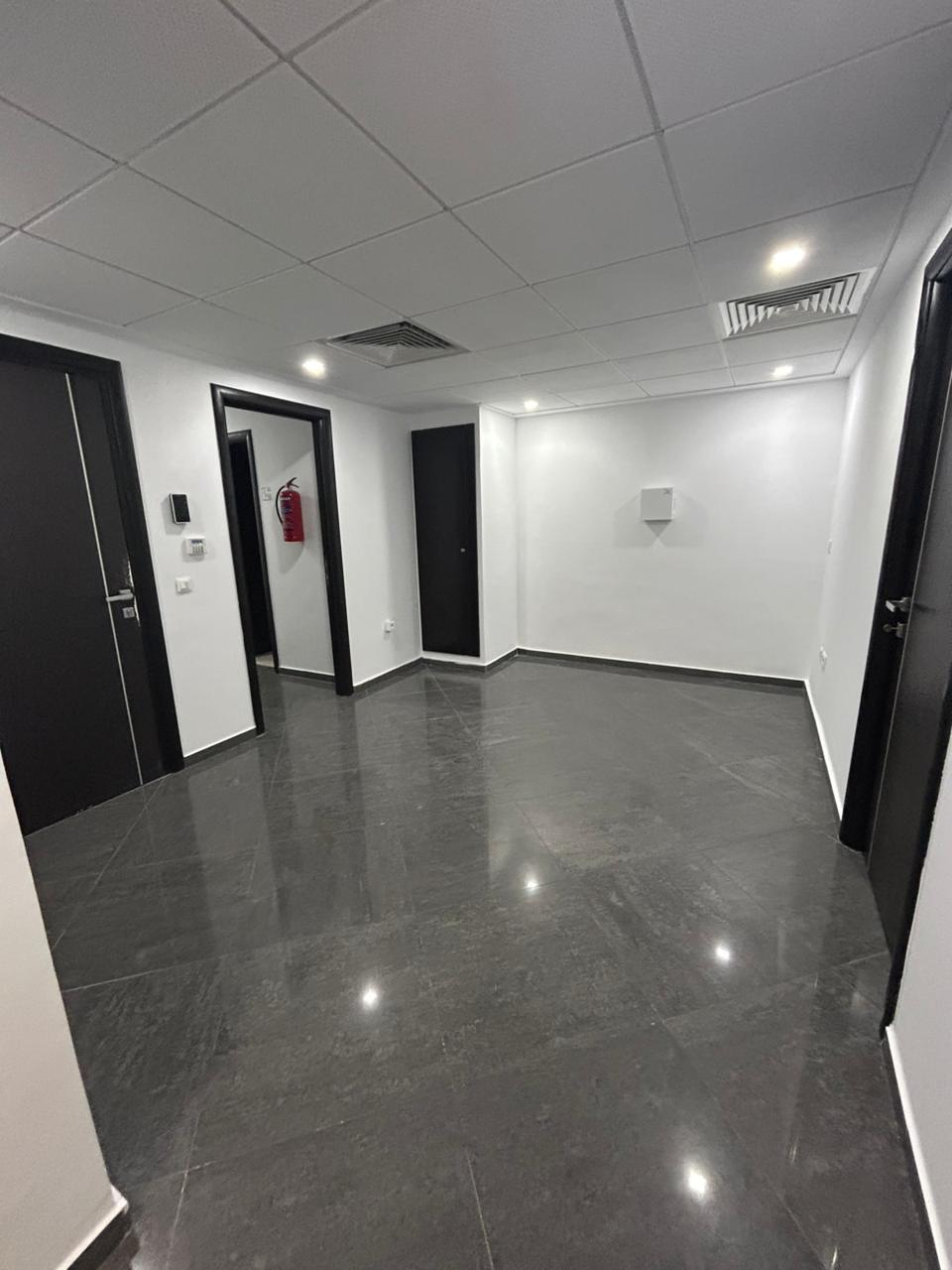 Cite El Khadra&nbsp;Zone urbaine nord&nbsp;Location&nbsp;Appart. 4 pi�ces&nbsp;Bureau haut standing