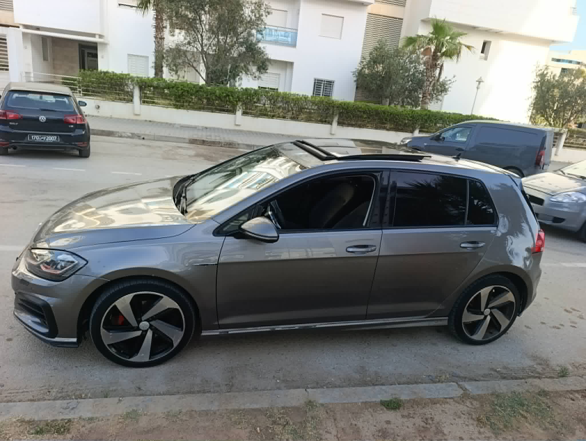 Ariana Ville&nbsp;Ariana&nbsp;Volkswagen&nbsp;Golf 7&nbsp;Golf 7 premi�re main
