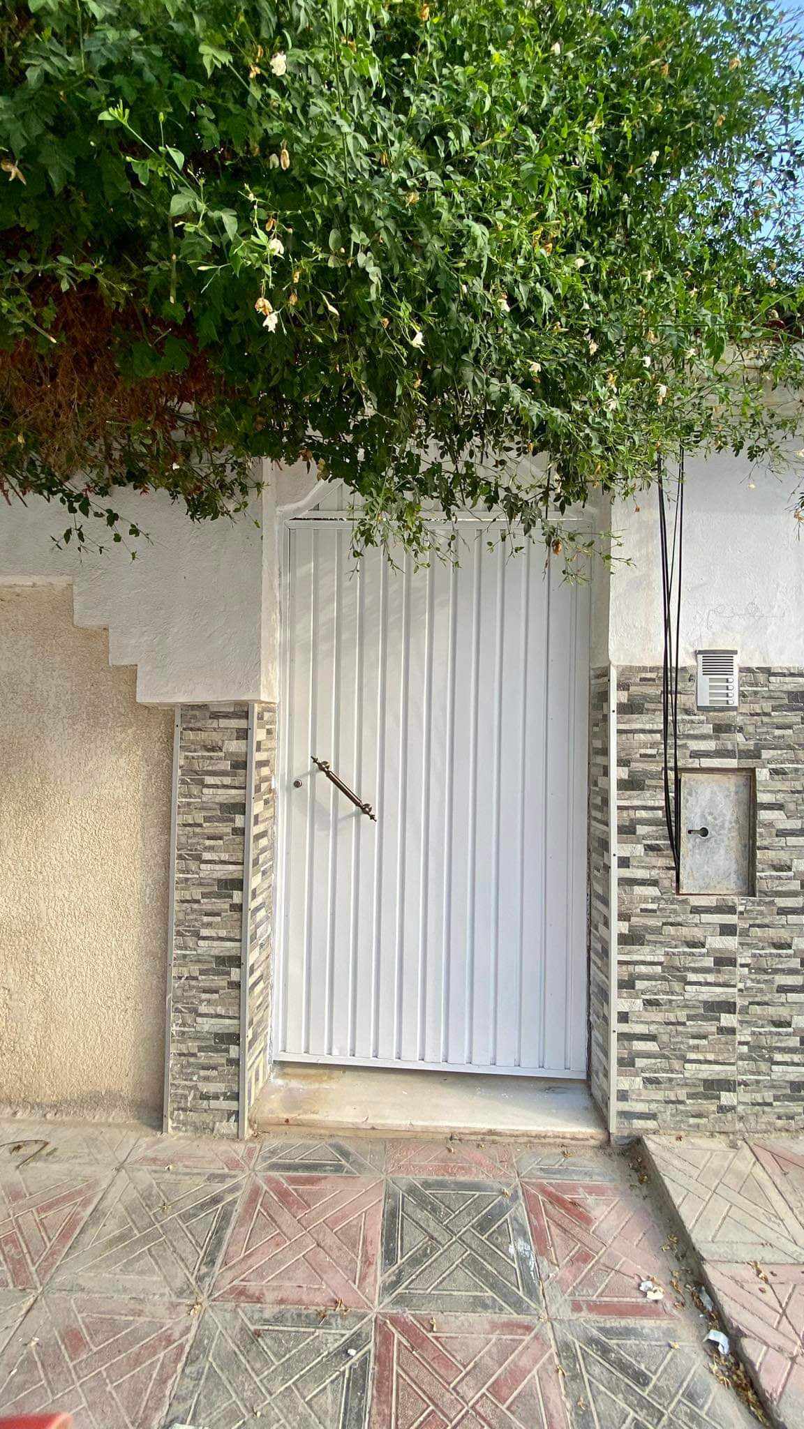 La Soukra&nbsp;Borj Louzir&nbsp;Location&nbsp;Appart. 3 pi�ces&nbsp;Appartement a cite saha