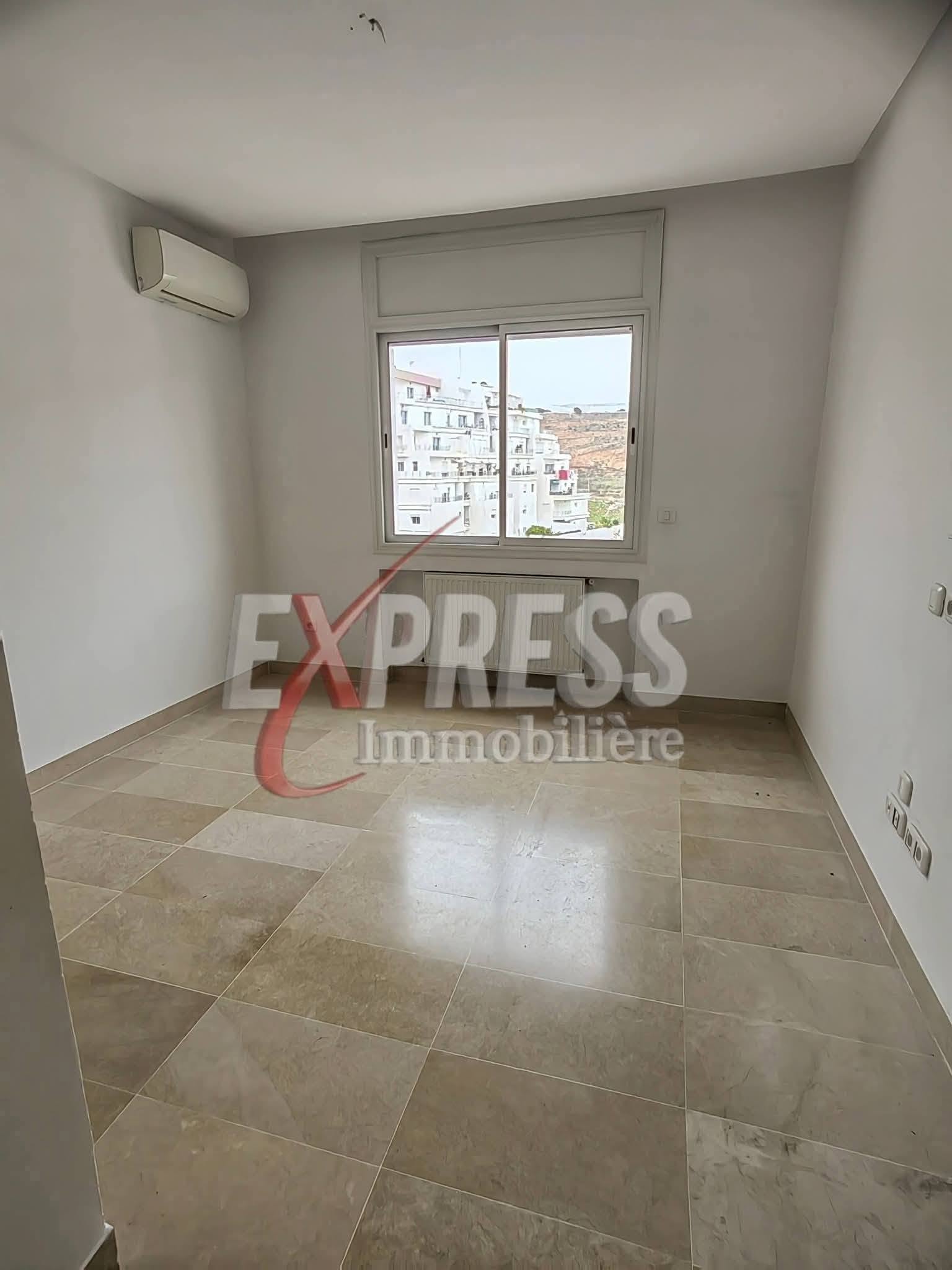 Ariana Ville&nbsp;Cite Ennasr 2&nbsp;Location&nbsp;Appart. 2 pi�ces&nbsp;Un appartement haut standing s1