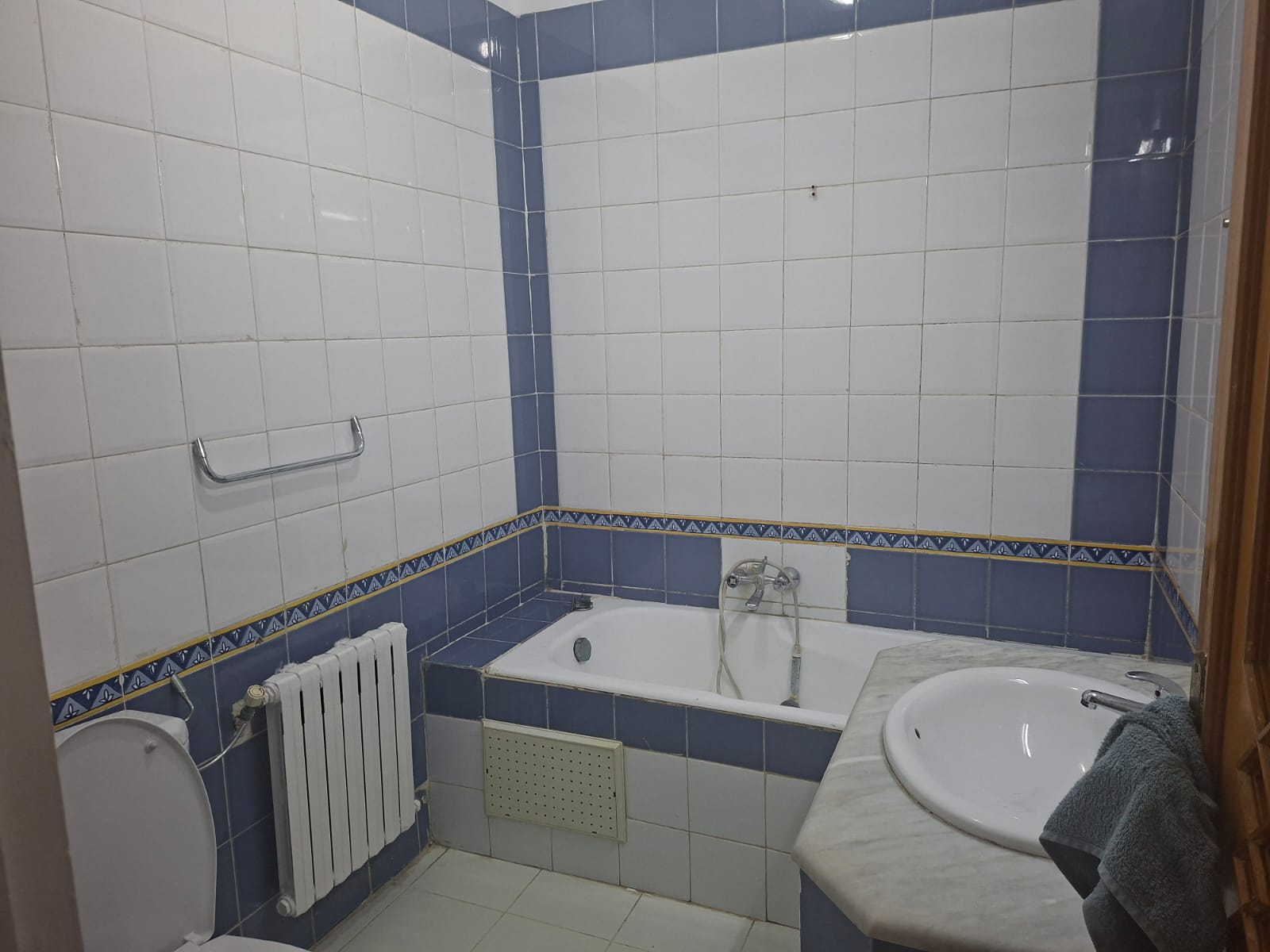 Ariana Ville&nbsp;Cite Ennasr 2&nbsp;Location&nbsp;Appart. 4 pi�ces&nbsp;Appartement s plus 3 a ennaser 2