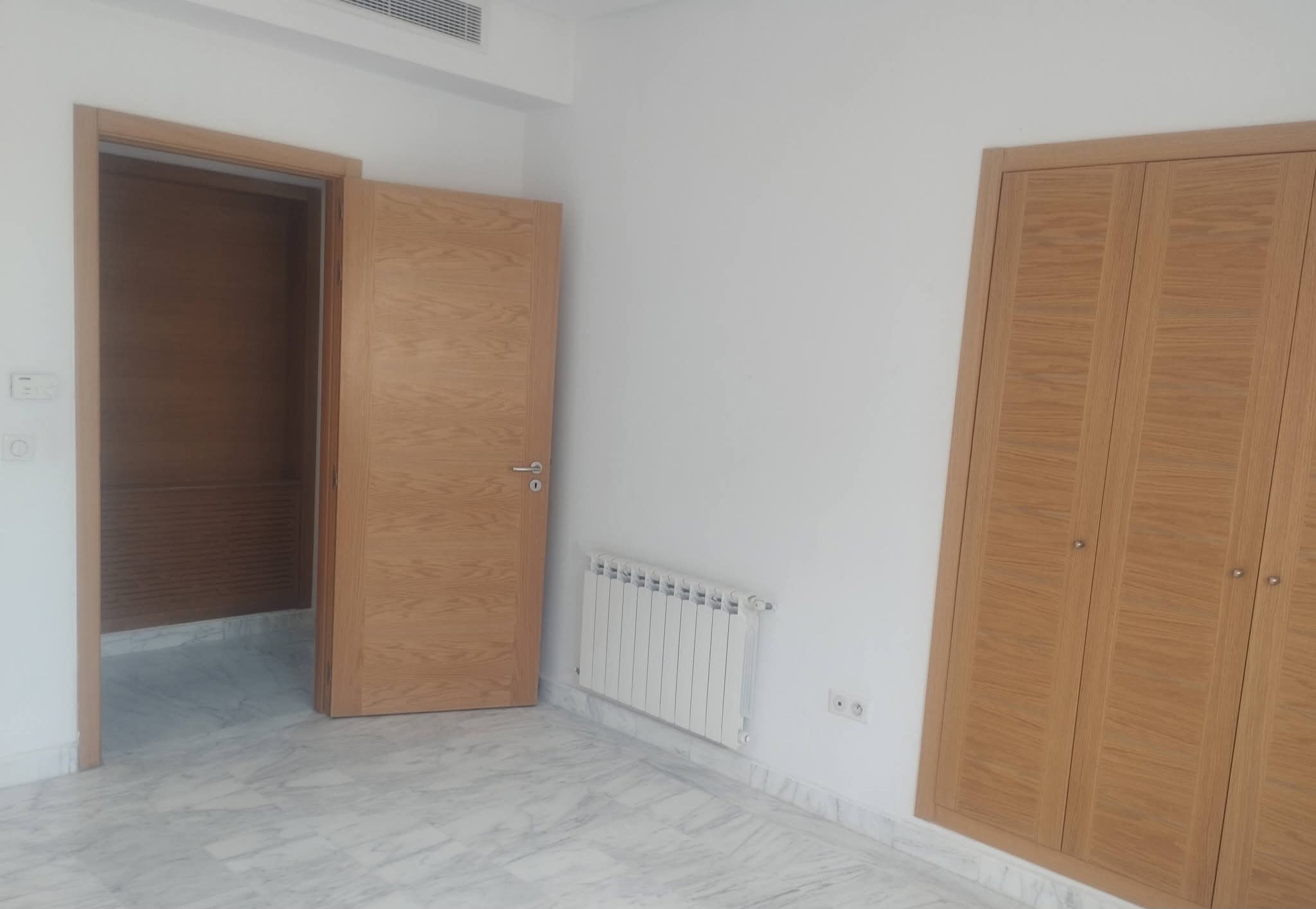 La Marsa&nbsp;Berge Du Lac&nbsp;Location&nbsp;Appart. 4 pi�ces&nbsp;Appartement s plus 3 au lac 2