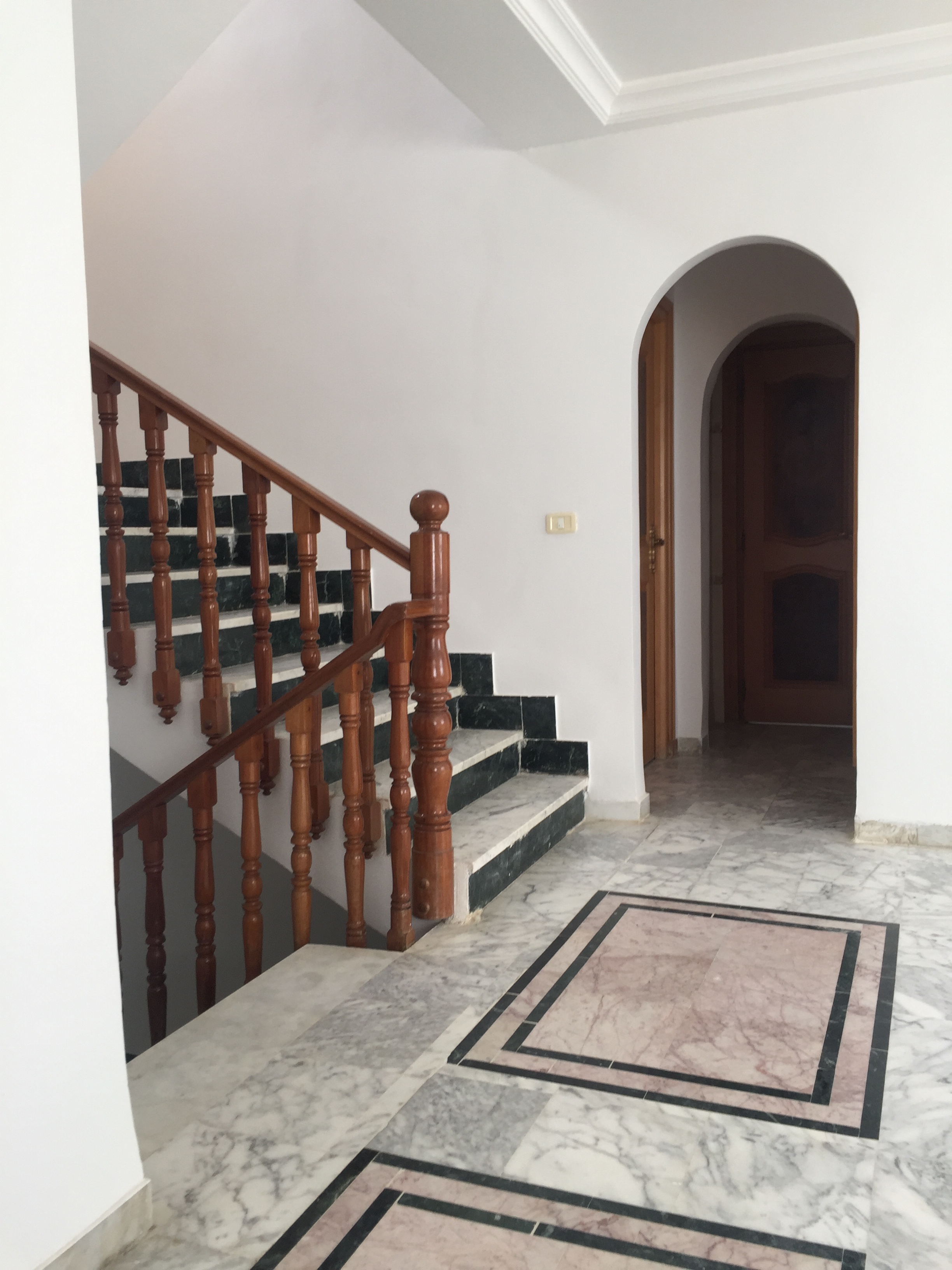 La Marsa&nbsp;Gammart&nbsp;Location&nbsp;Maisons&nbsp;Villa gammart haut standing