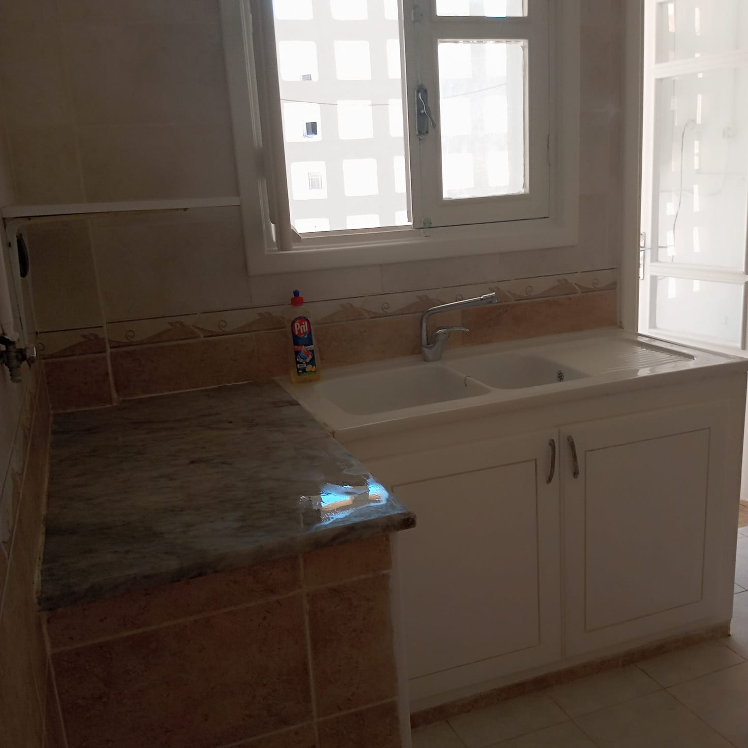 Raoued&nbsp;Cite Ennour Jaafar&nbsp;Location&nbsp;Appart. 3 pi�ces&nbsp;S plus 2 nour jaafar