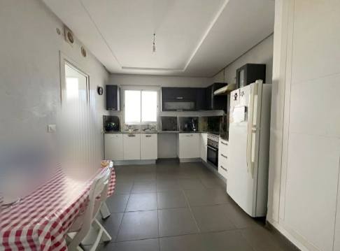 Ariana Ville&nbsp;Cite Ennasr 2&nbsp;Location&nbsp;Appart. 5 pi�ces+&nbsp;Ennasr 2 joli appartement s3 avec terrasse
