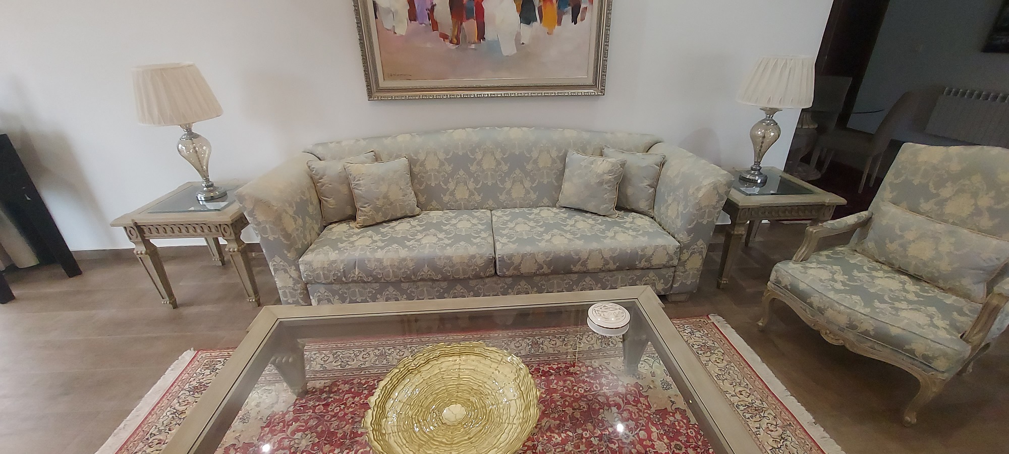 La Soukra&nbsp;Chotrana 2&nbsp;Salon - Salle � manger &nbsp;Salons&nbsp;Beau salon conforta en excellente etat