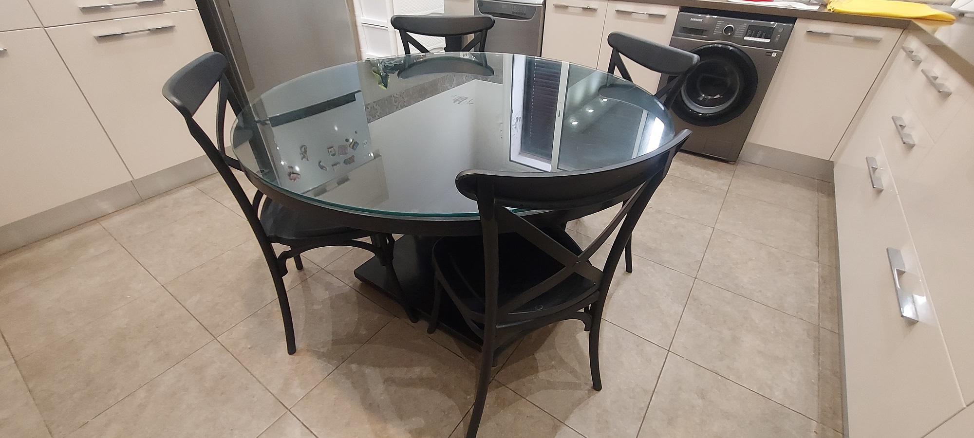 Salon - Salle � manger &nbsp;Tables