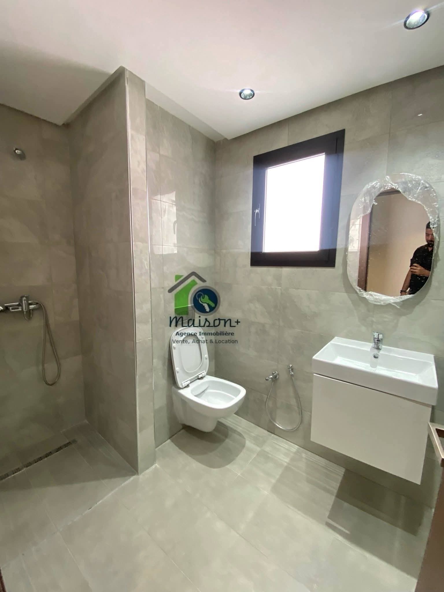 El Mourouj&nbsp;El Mourouj&nbsp;Location&nbsp;Appart. 2 pi�ces&nbsp;Spacieux s1 jamais habit�