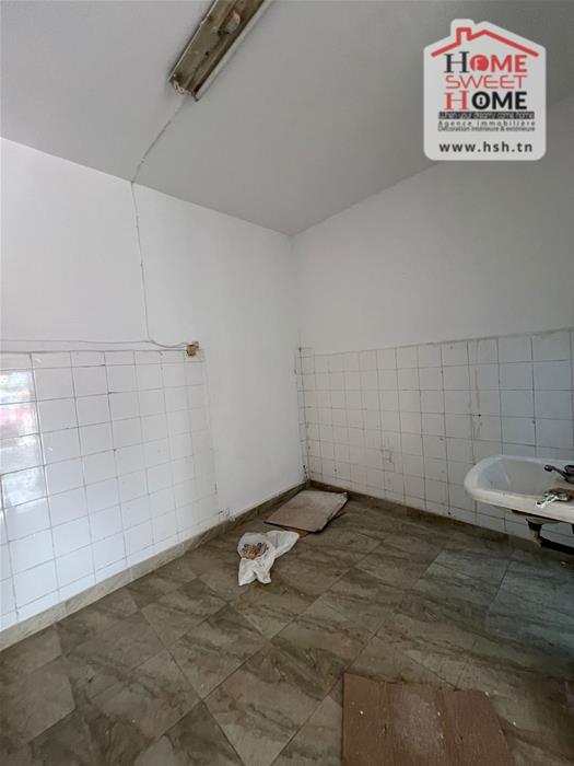La Marsa&nbsp;Cite El Khalil&nbsp;Bureaux & Commerces&nbsp;Surfaces&nbsp;Local commercial focus � cit� el khalil la marsa