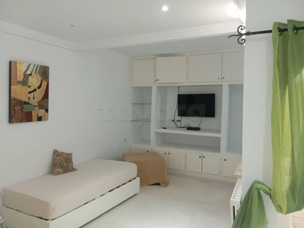 Ariana Ville&nbsp;Cite Ennasr 2&nbsp;Location&nbsp;Appart. 2 pi�ces&nbsp;Studio s1 meubl� avec terrasse � ennasr 2