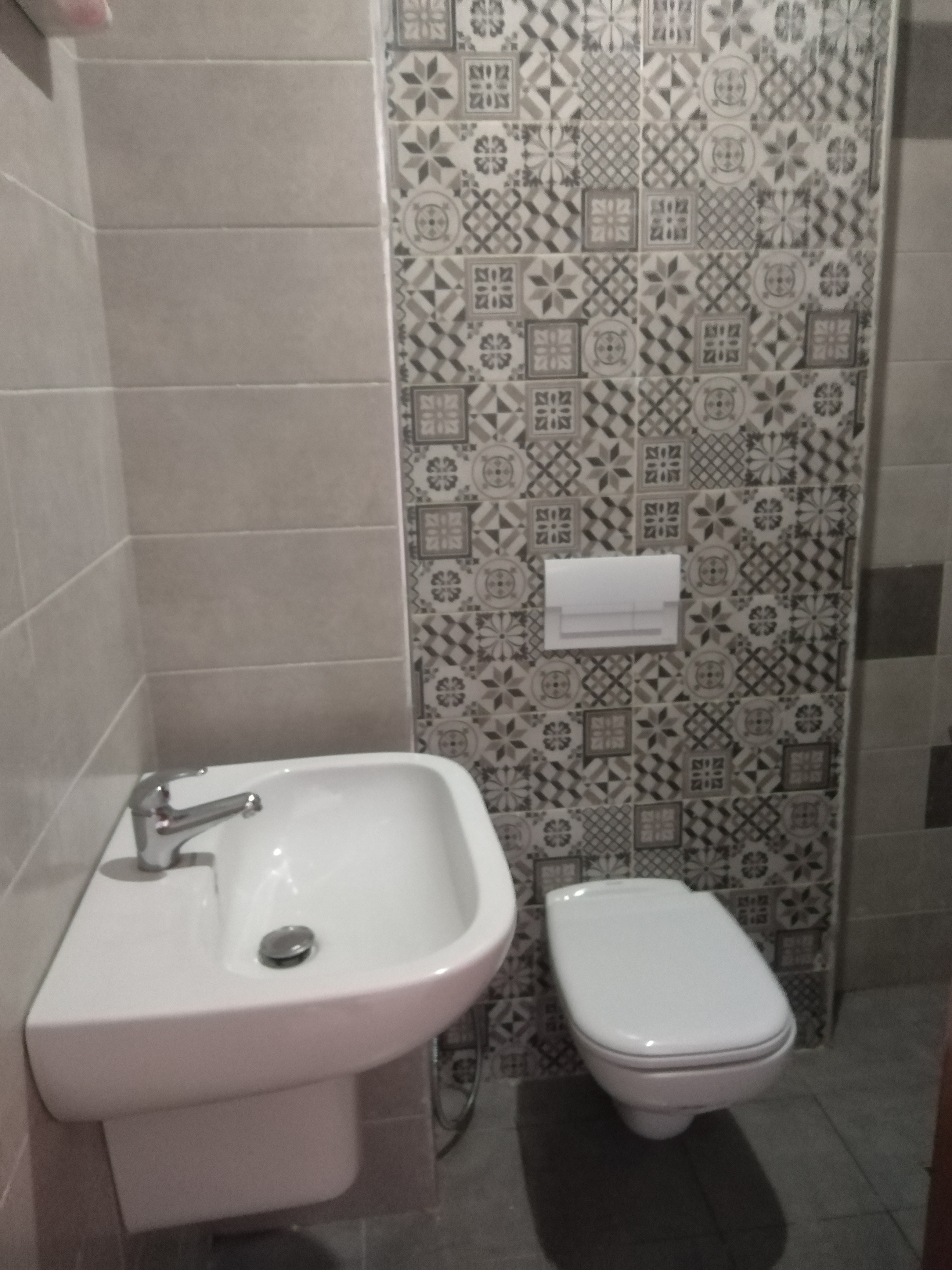Ben Arous&nbsp;Ben Arous&nbsp;Location&nbsp;Appart. 1 pi�ce&nbsp;S1  haut standing residence securisee