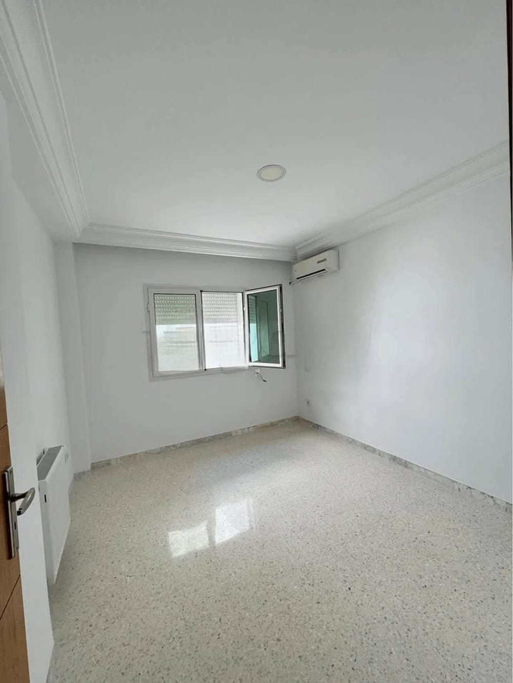 La Marsa&nbsp;El Aouina&nbsp;Vente&nbsp;Appart. 2 pi�ces&nbsp;Appartement s1 cit� les palmeraies