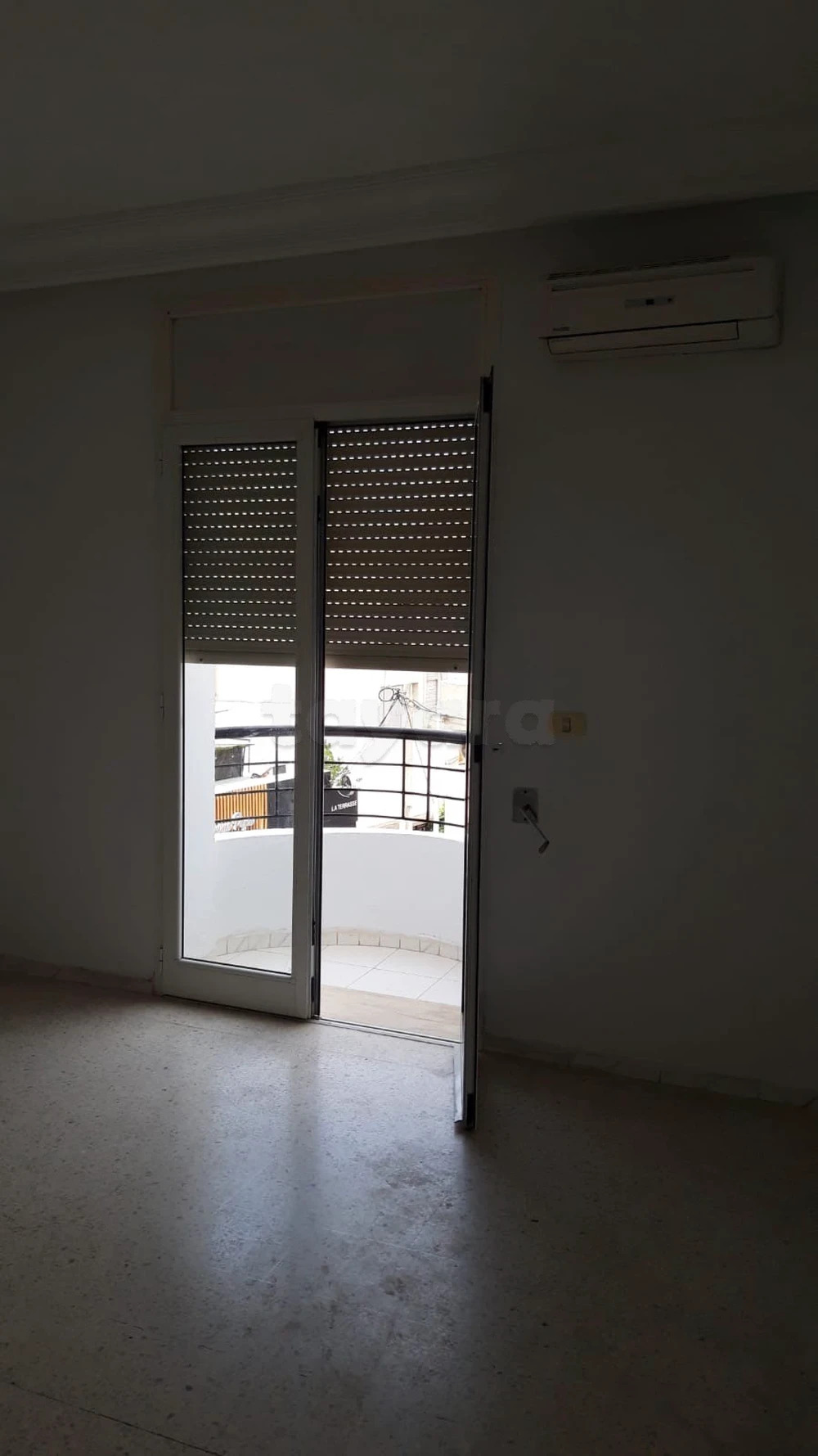 Ariana Ville&nbsp;Riadh Landlous&nbsp;Location&nbsp;Appart. 4 pi�ces&nbsp;Un spacieux appartement s3 � riadh landalous