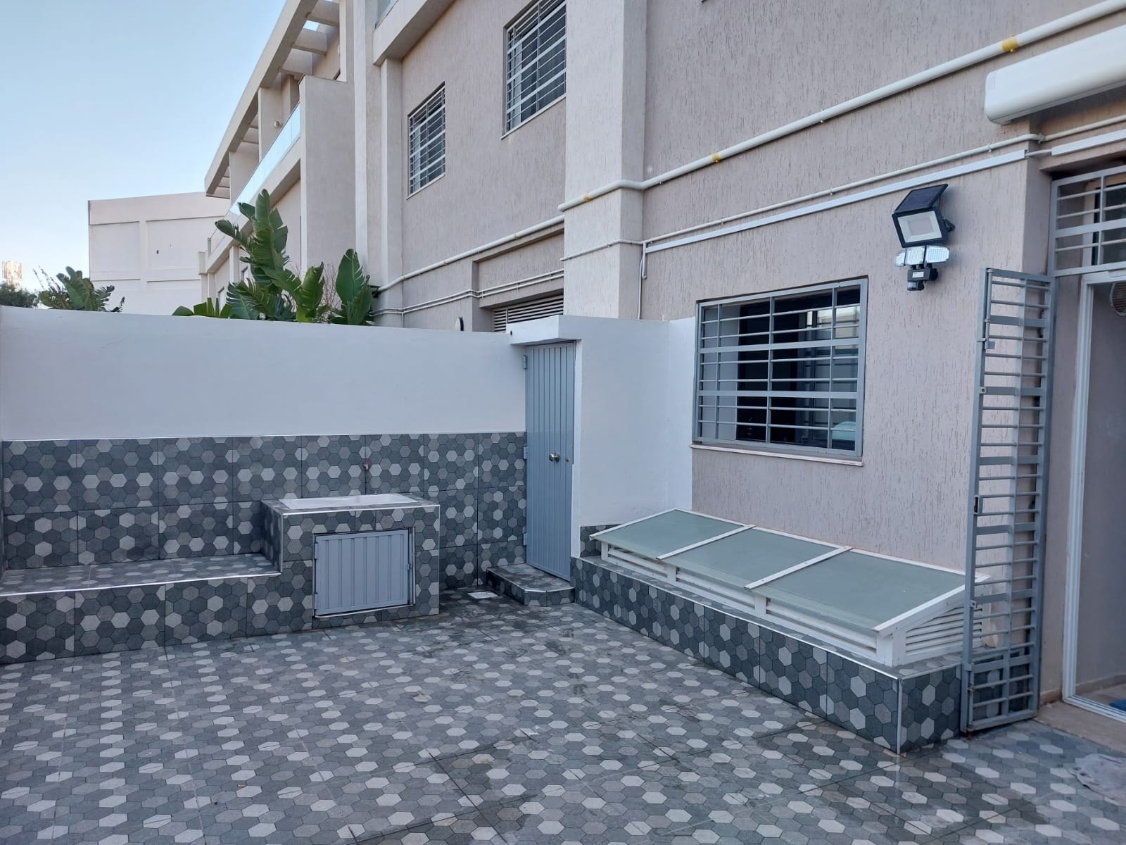 La Soukra&nbsp;Chotrana 3&nbsp;Vente&nbsp;Duplex&nbsp;Triplex la soukra presqueblv fatouma bourguiba
