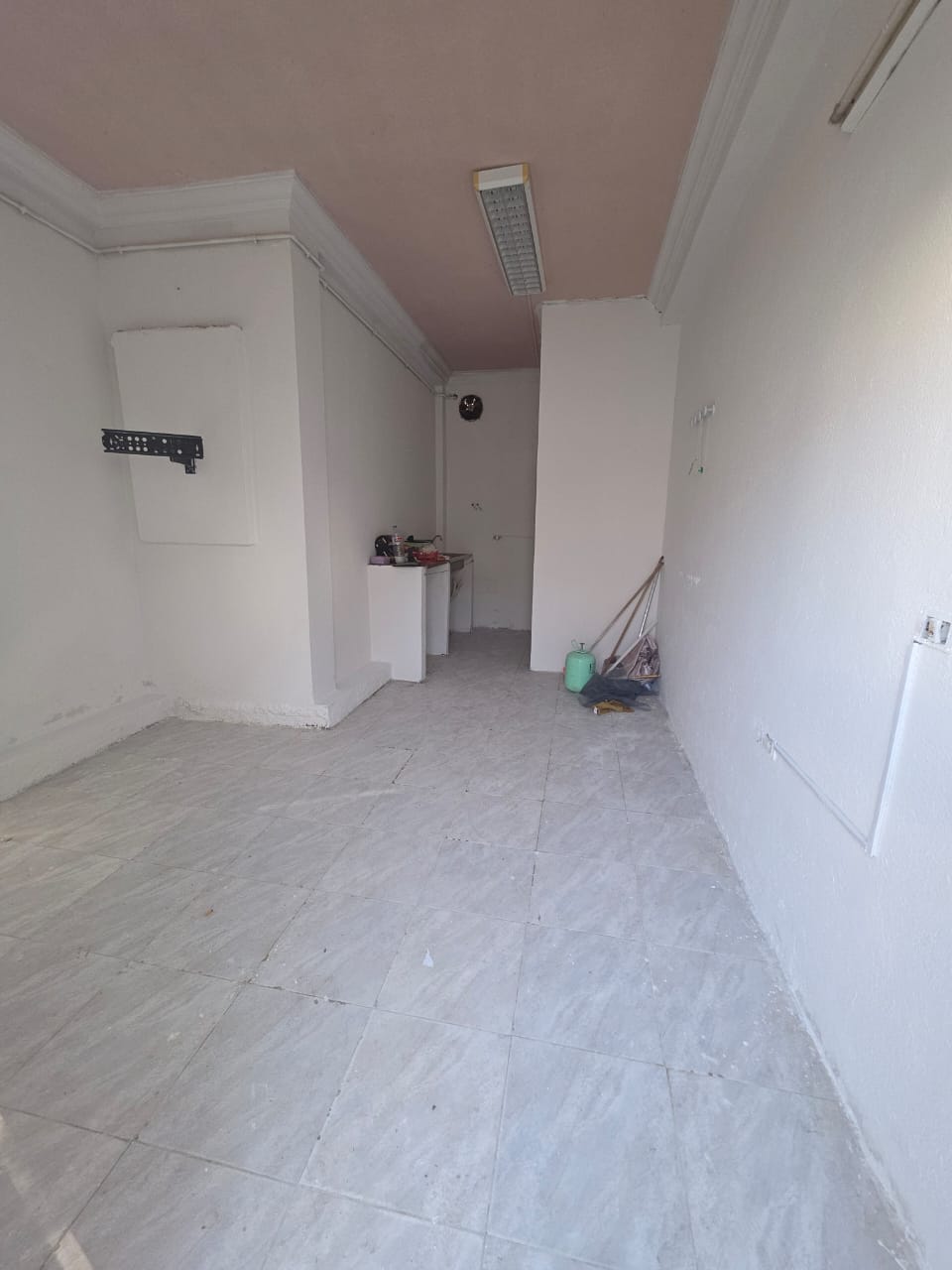 Hammam Chatt&nbsp;Hammam Chatt&nbsp;Location&nbsp;Appart. 1 pi�ce&nbsp;Studio s0 a hammam chatt 270 dt