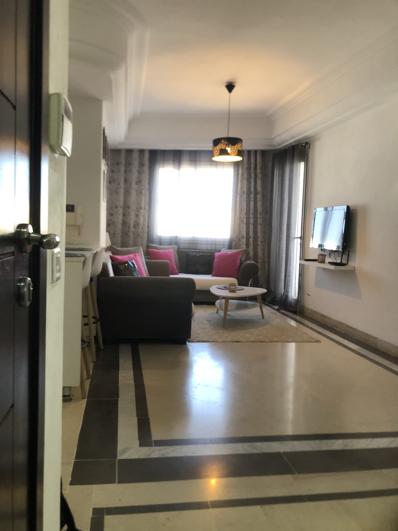 La Marsa&nbsp;Berge Du Lac&nbsp;Location&nbsp;Appart. 1 pi�ce&nbsp;Joli s1 lac 2 face msb