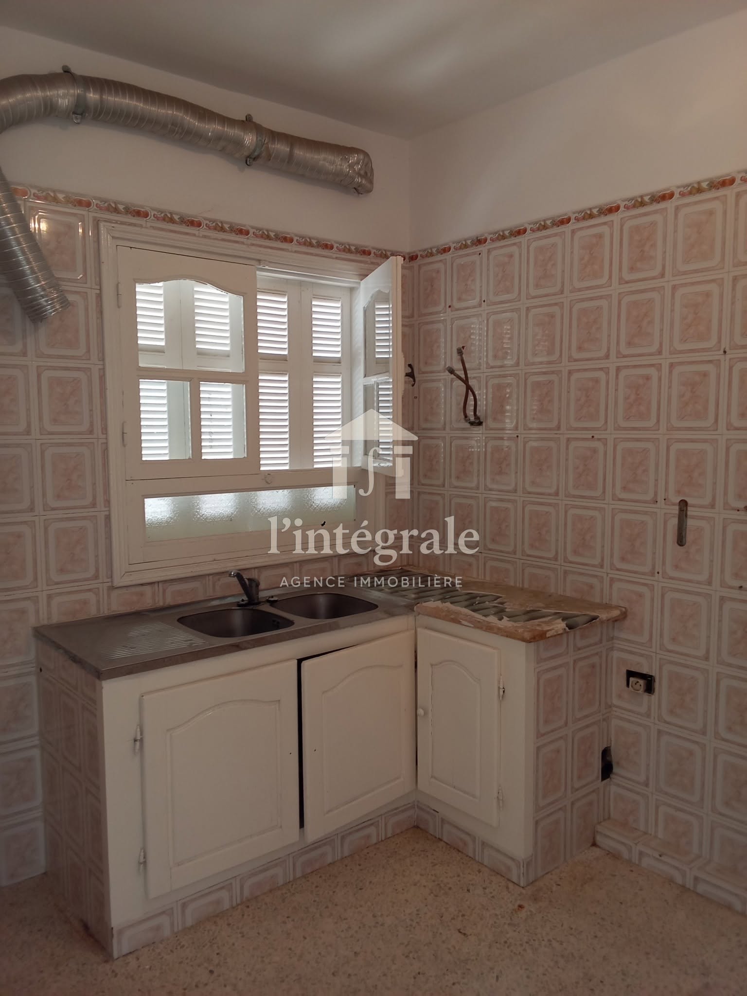 Carthage&nbsp;Cite Mohamed Ali&nbsp;Location&nbsp;Appart. 3 pi�ces&nbsp;S2 carthage