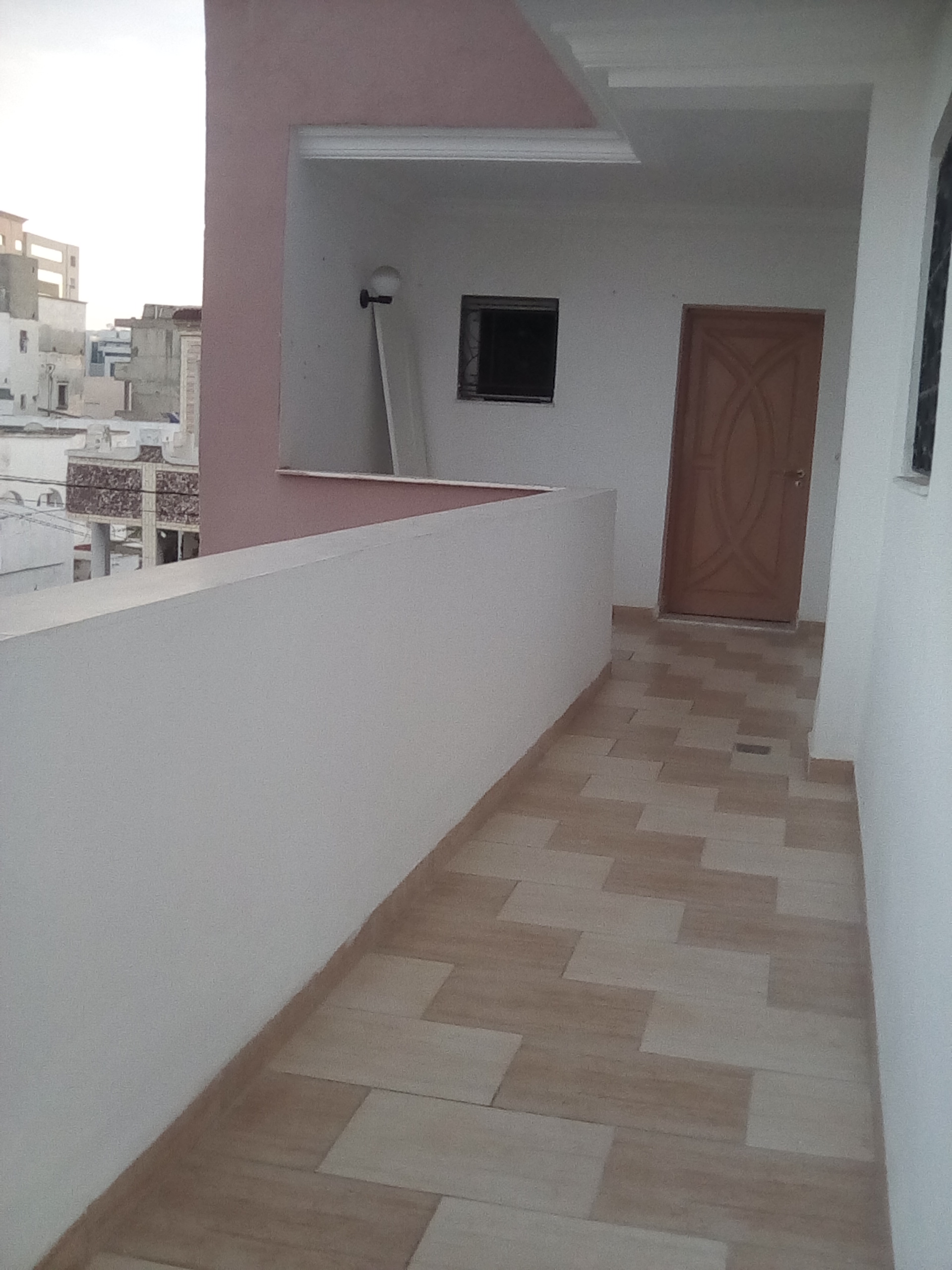 Ariana Ville&nbsp;Borj El Baccouche&nbsp;Location&nbsp;Appart. 3 pi�ces&nbsp;Appartement haut standing