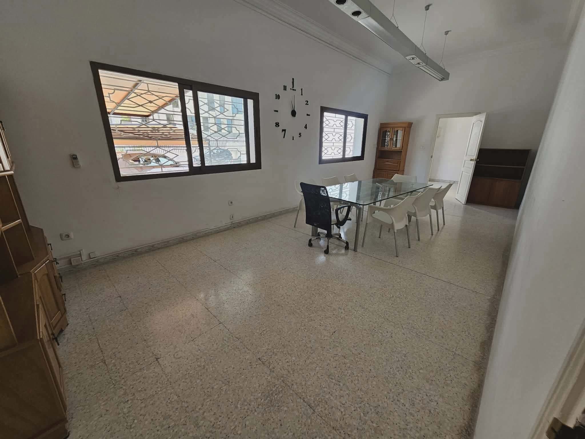 Cite El Khadra&nbsp;Zone urbaine nord&nbsp;Bureaux & Commerces&nbsp;Bureau&nbsp;Bureau h3 meuble ou vide