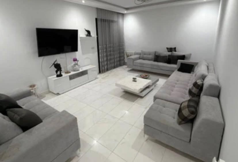 Ariana Ville&nbsp;Cite Ennasr 2&nbsp;Location&nbsp;Appart. 4 pi�ces&nbsp;S3 meuble 2500 d  ennasr 2