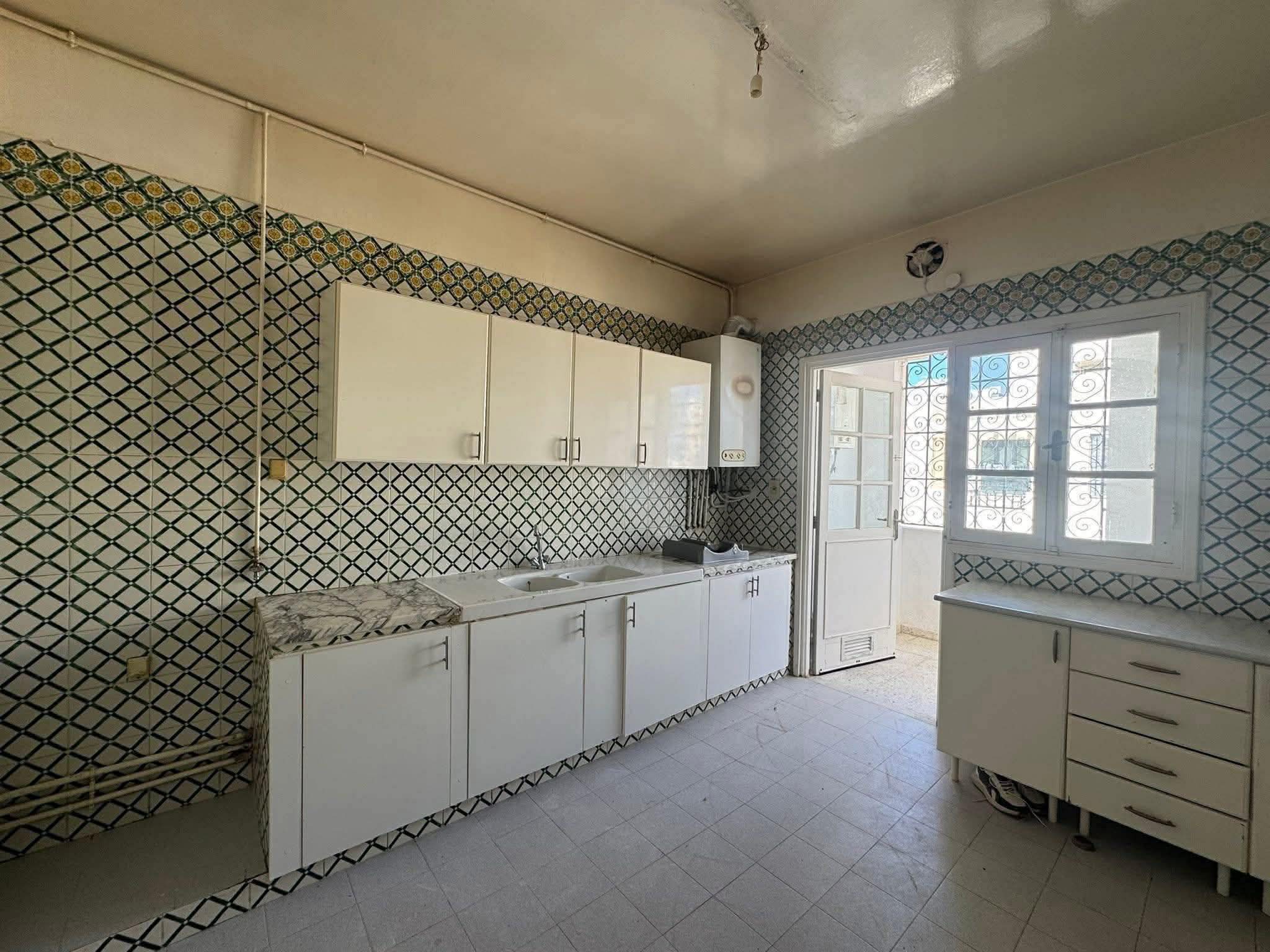 La Marsa&nbsp;Berge Du Lac&nbsp;Location&nbsp;Appart. 5 pi�ces+&nbsp;S4 1700 d lac 2