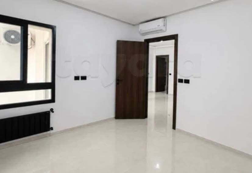 Ariana Ville&nbsp;Cite Ennasr 2&nbsp;Location&nbsp;Appart. 2 pi�ces&nbsp;S1 neuf ennasr 2