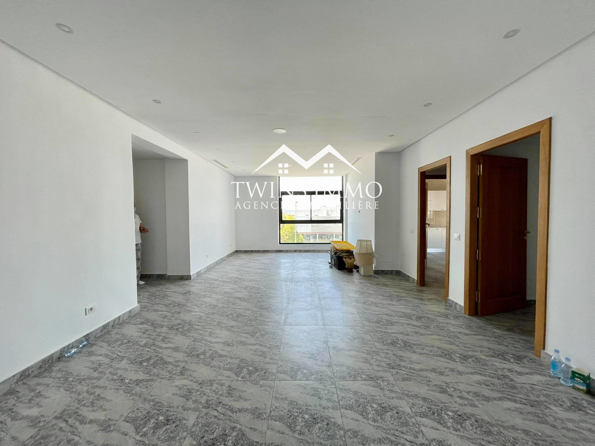 La Marsa&nbsp;Marsa Erriadh&nbsp;Bureaux & Commerces&nbsp;Bureau&nbsp;Bureau a3 � la marsa