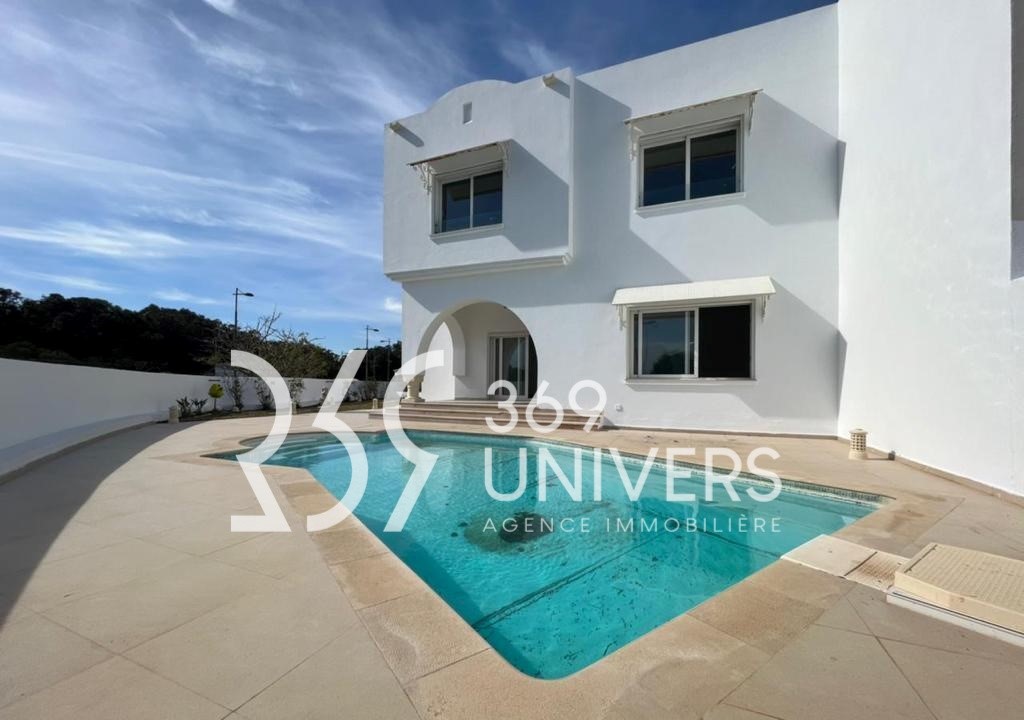 La Marsa&nbsp;Gammart&nbsp;Location&nbsp;Maisons&nbsp;Villa avec piscine � gammarth ref rh017